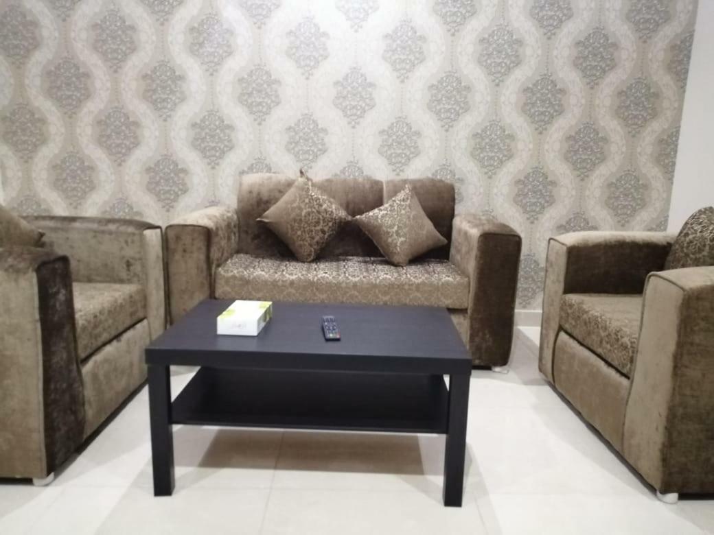 Rozana For Monthly And Yearly Rent Jeddah Luaran gambar